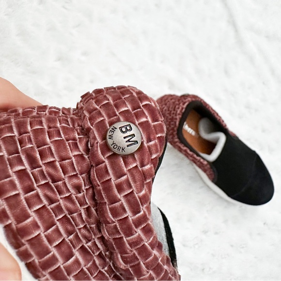 NIB- BERNIE MEV Mid Dynasty Mauve Memory Foam Slip On Sneaker - Picture 8 of 13